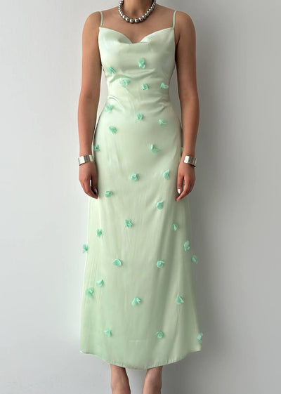 Rochie Dora cu detalii florale