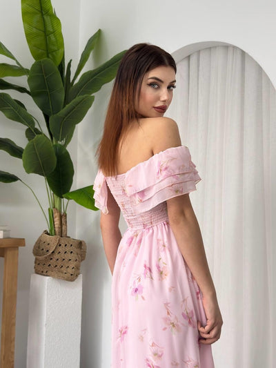 Rochie cu detalii florale științifice