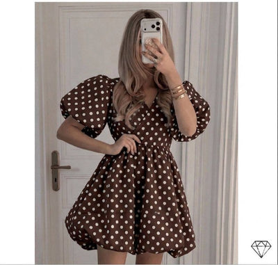 ROCHIE CU FUSTĂ BALON ȘI BULINE