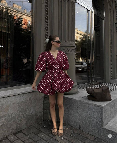 ROCHIE CU FUSTĂ BALON ȘI BULINE