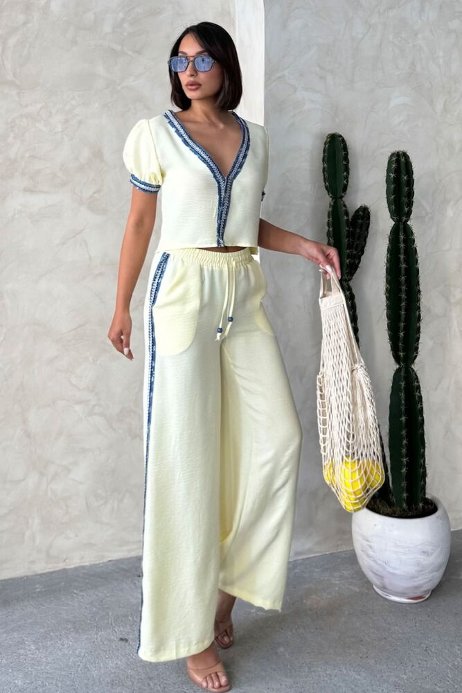 Wholesale Jeans with Side Stripe Yellow