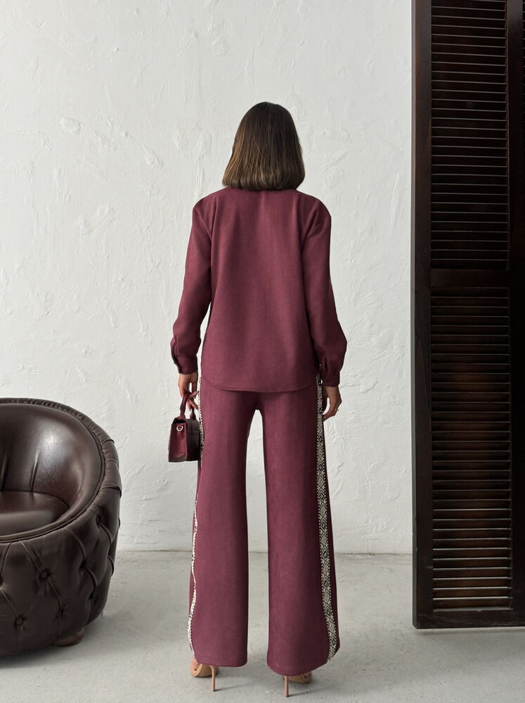 Pantaloni Topshow din piele întoarsă Scuba Suede cu detalii dungate -| F1972