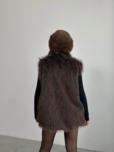 Topshow Faux Fur Women's Wholesale Vest – Soft Touch - Black | F2038
