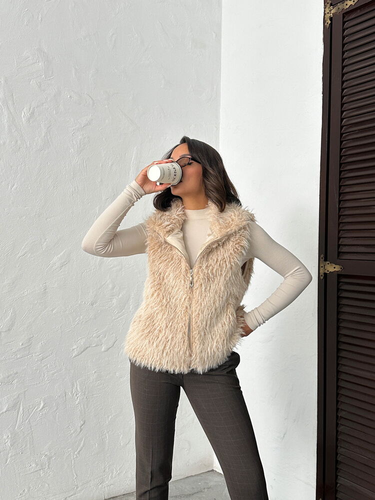 Topshow Faux Fur Women's Wholesale Vest – Zippered, Soft Touch - Stone | F2046