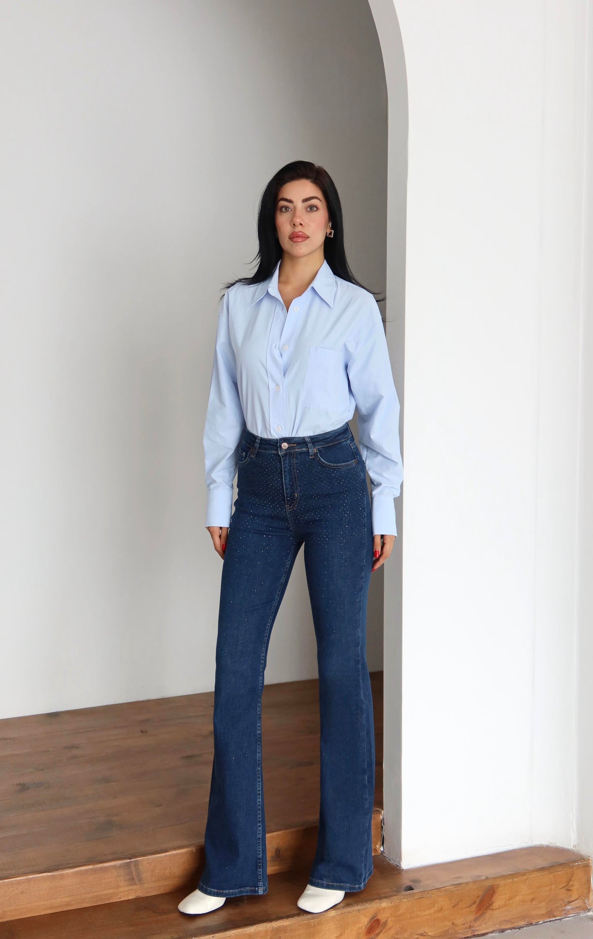 Pantalon Jean Albastru Închis Talie Înaltă Semi-Cărări Spaniole Detaliu Piatră