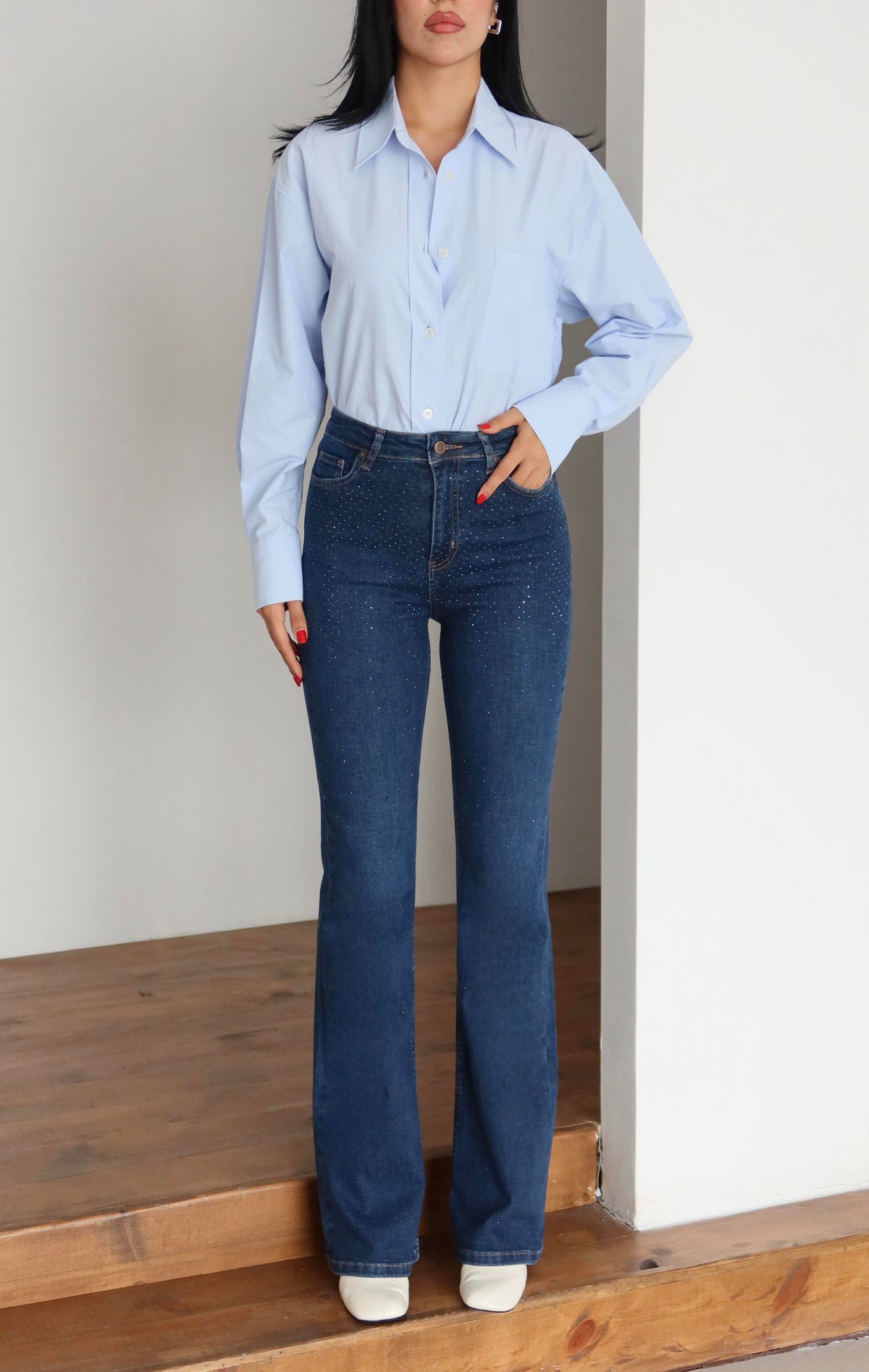 Pantalon Jean Albastru Închis Talie Înaltă Semi-Cărări Spaniole Detaliu Piatră