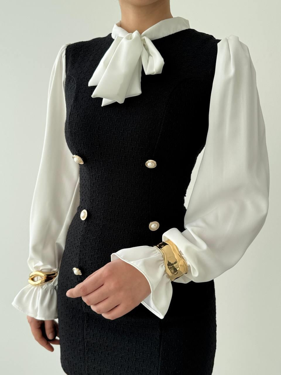 Galafi Yakalı Mini Elbise