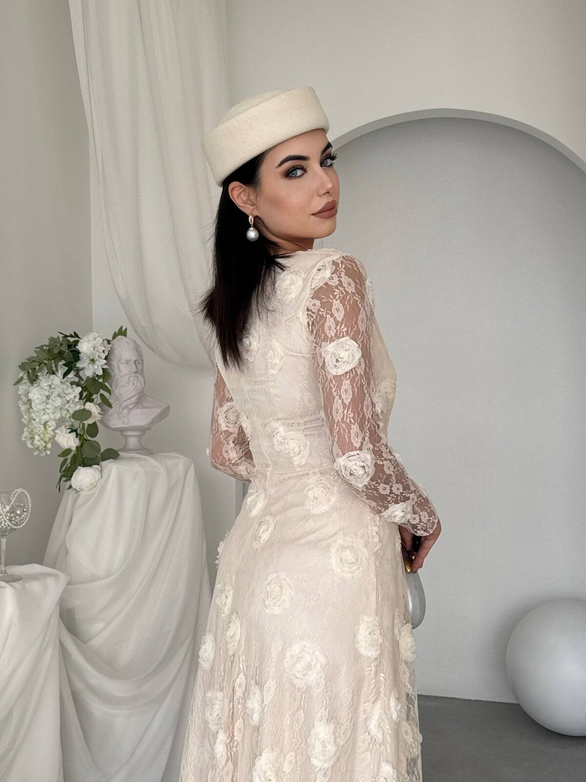 Gernu Çiçek Detaylı Elbise