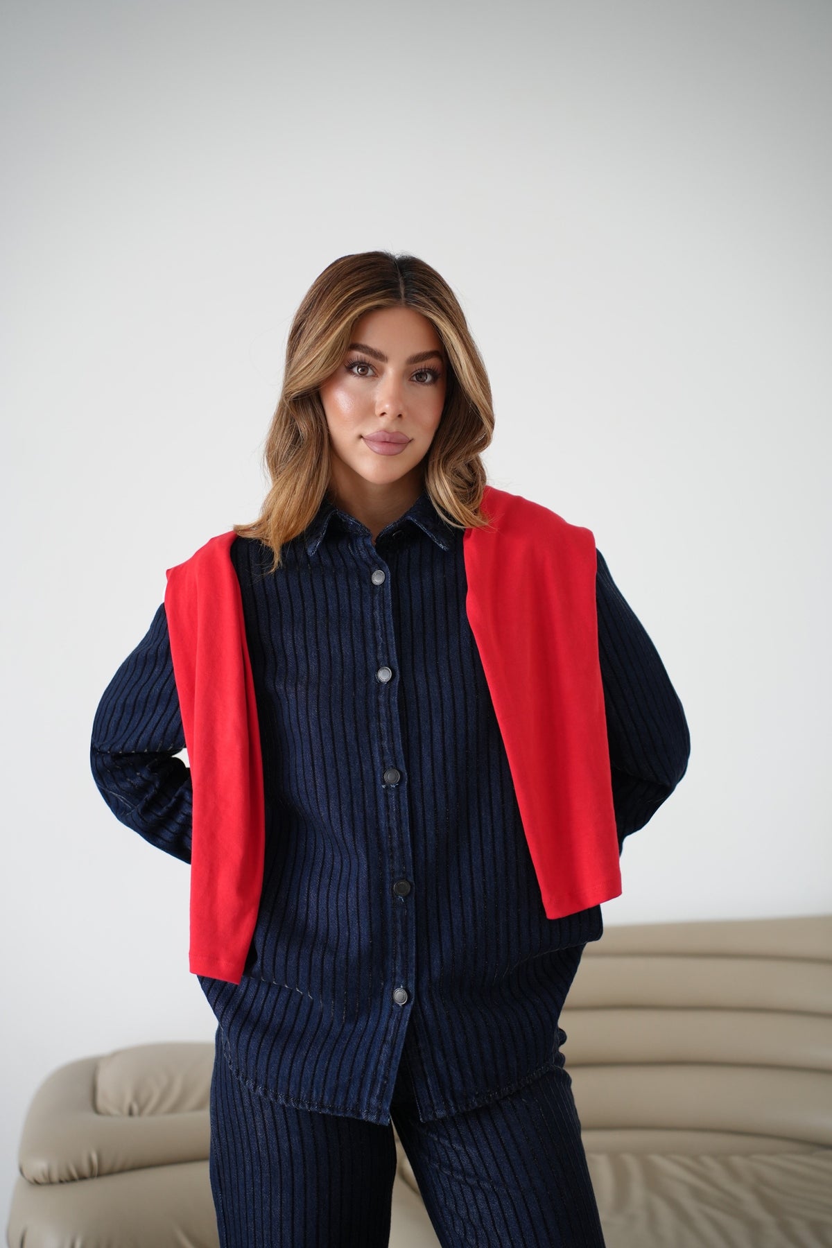 Sim Detaylı Çizgi Floklu 5 Düğmeli Navy BLue Jean Gömlek