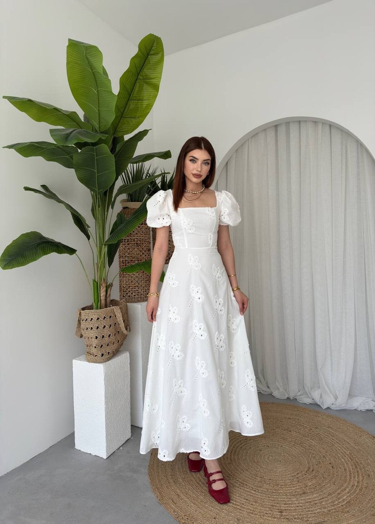 Rochie cu mâneci balon și imprimeu grafic