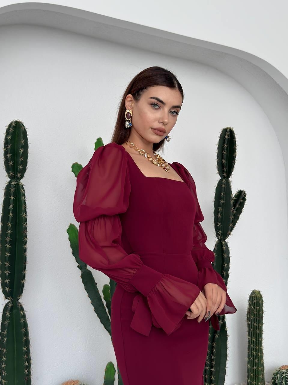 Rochie Hare cu volane pe mâneci