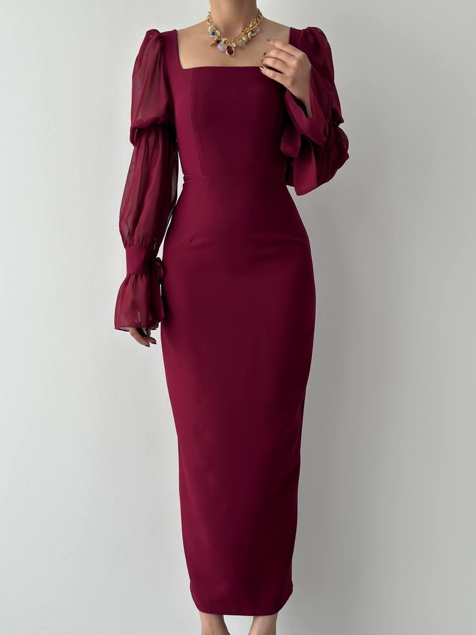 Rochie Hare cu volane pe mâneci