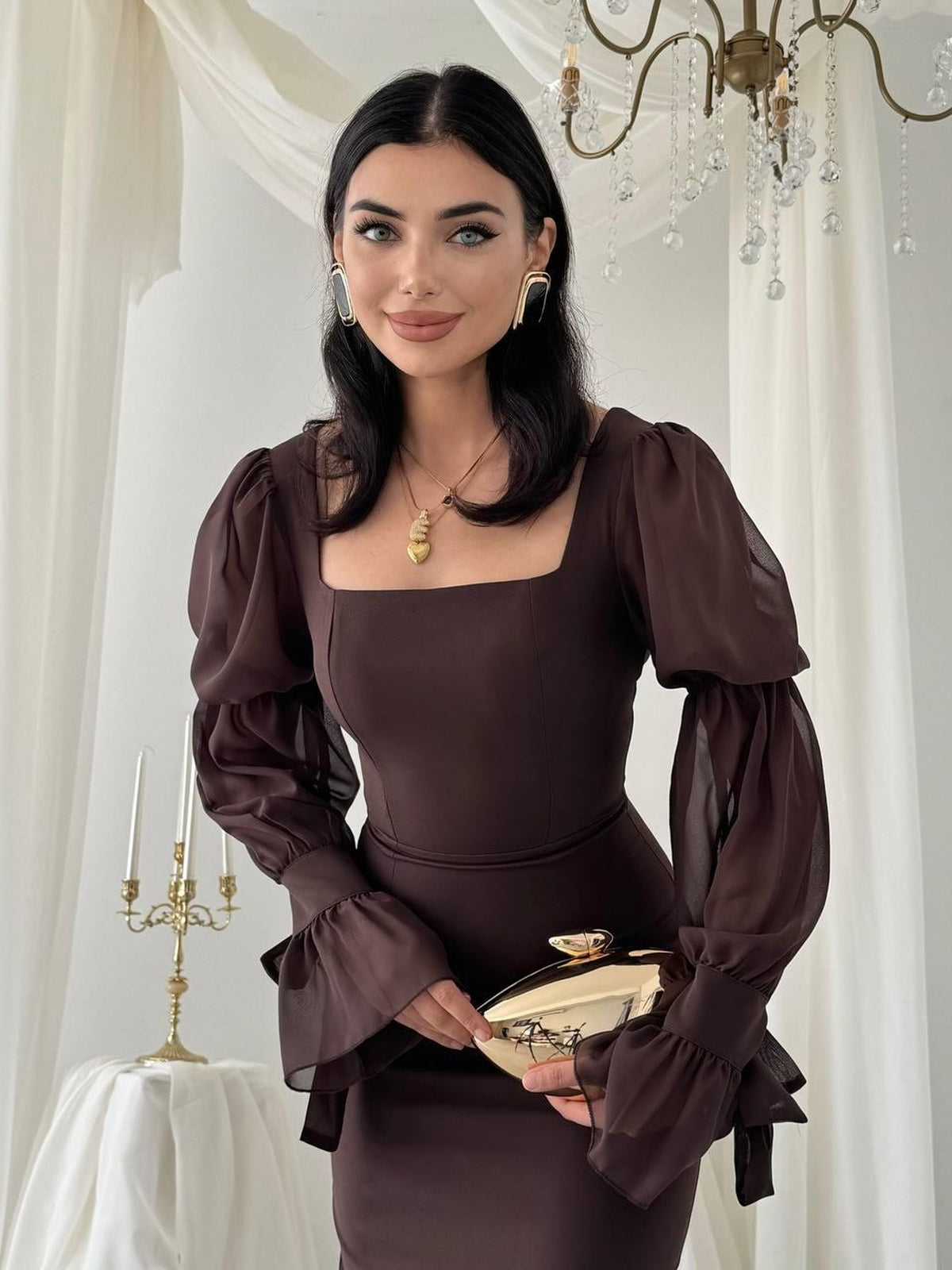 Hare Kolları Fırfır Detaylı Elbise