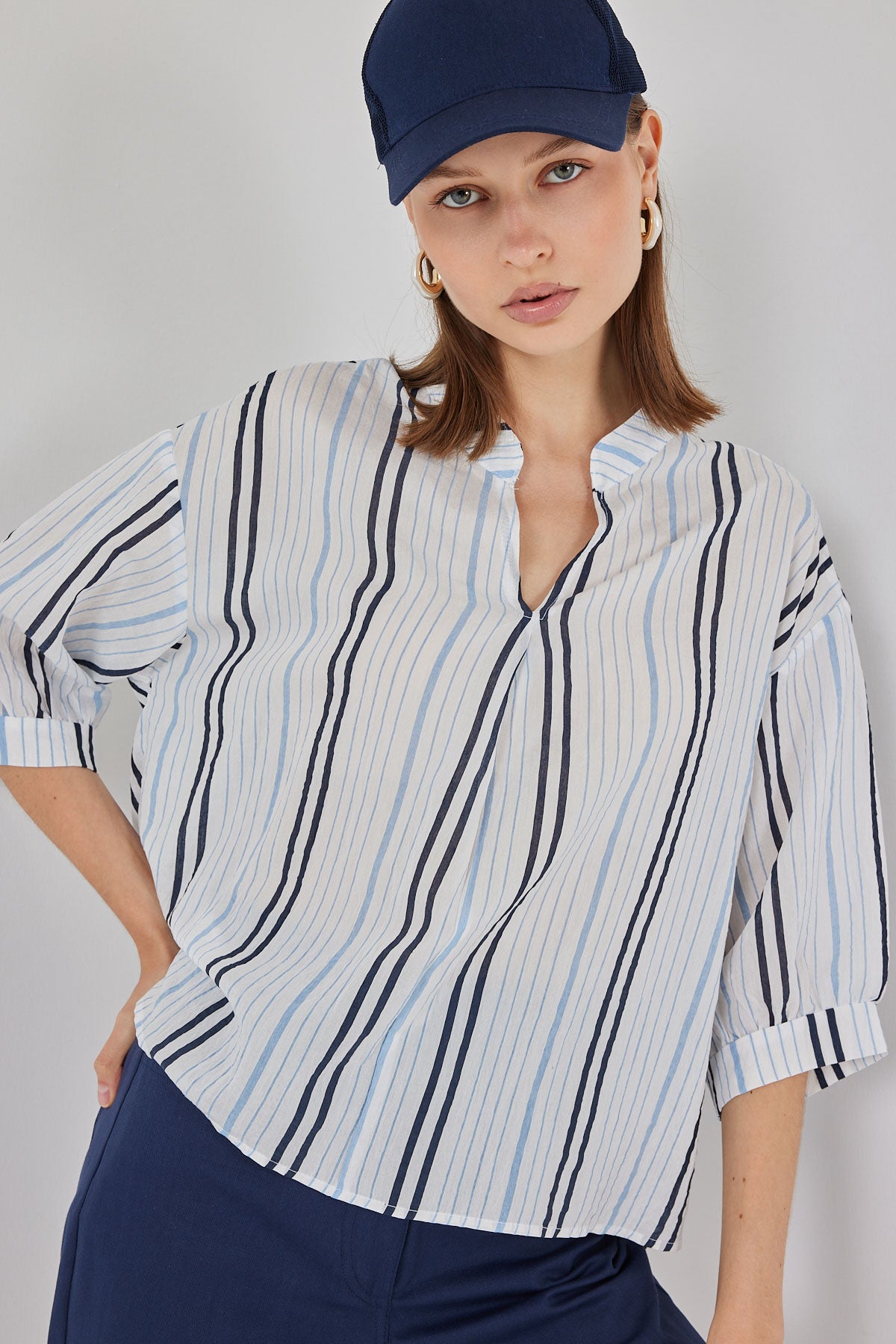 Bluza Oversize Dungată 967 - Albastru Deschis