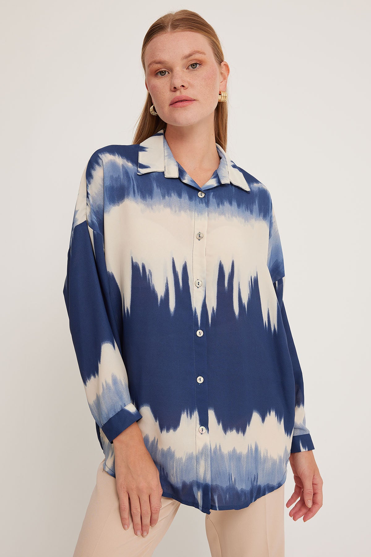 Cămașă Oversized cu Model Bleumarin Crem Femei 5923