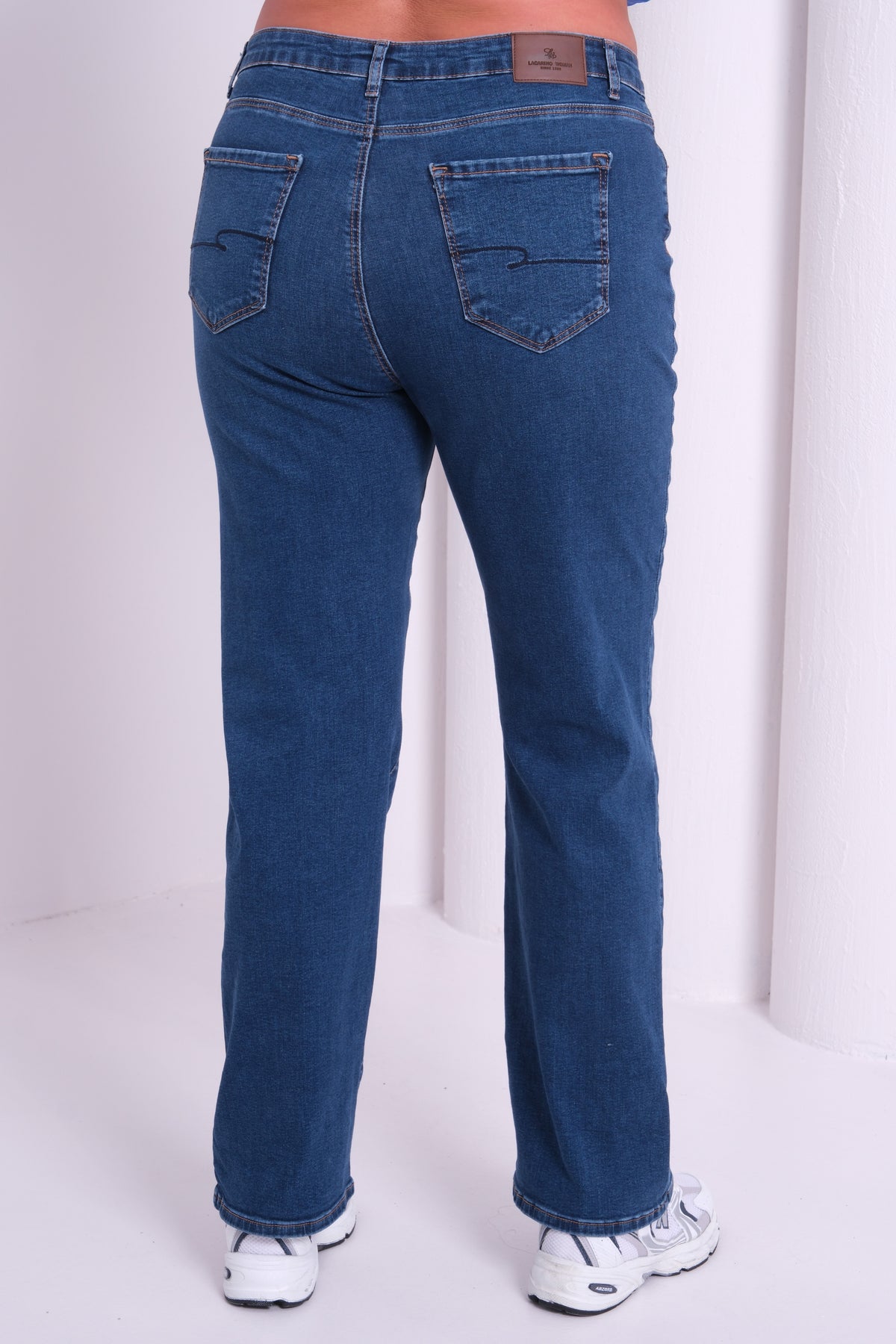 Blugi cu talie înaltă, croială plus-size, tip țigară, de culoare albastru închis