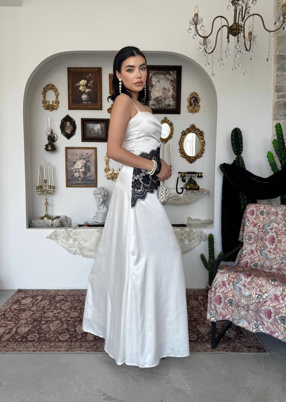 Lumes Paris Rochie cu detalii din dantelă