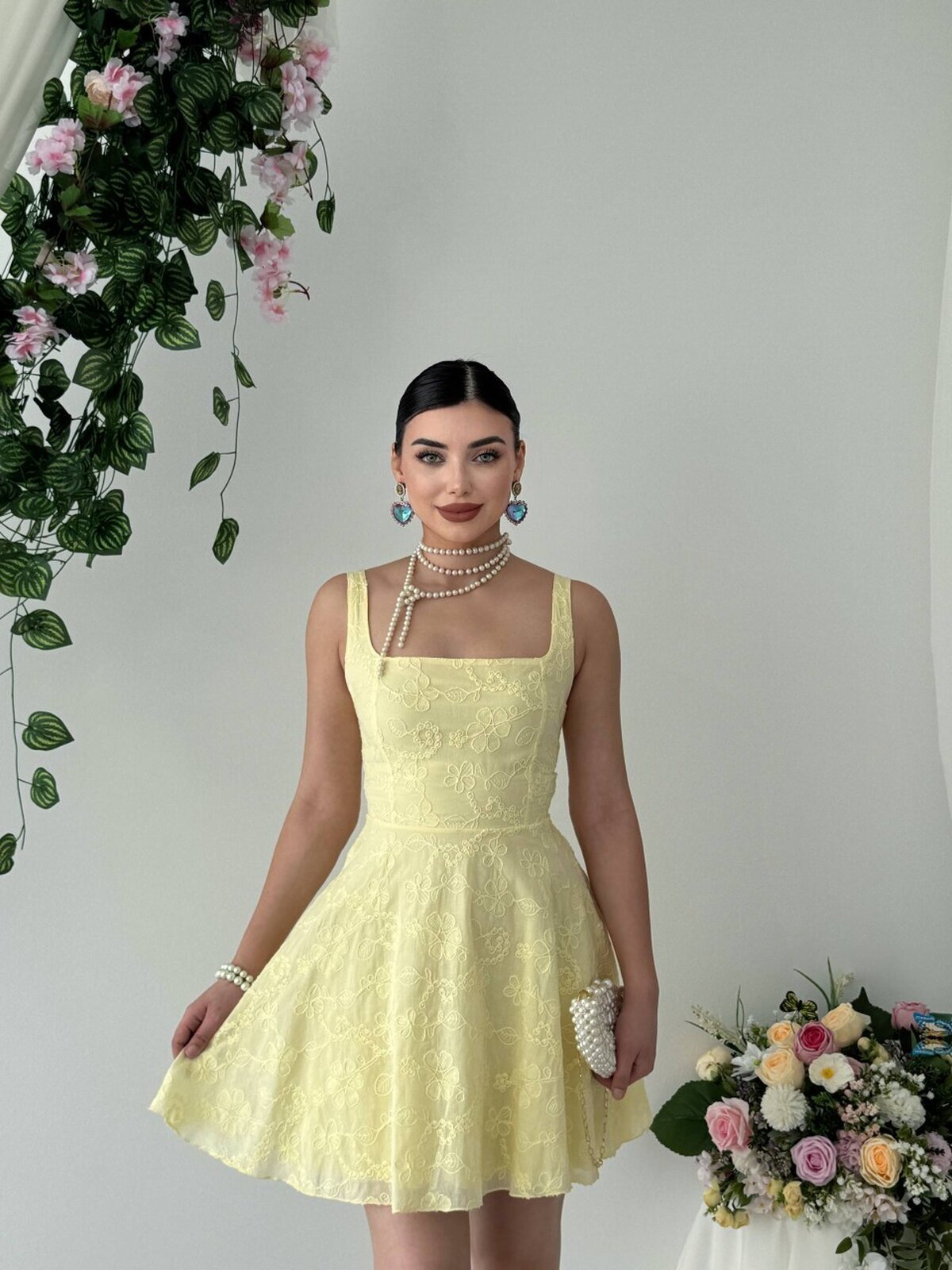 Rochie Lyro cu broderie florală