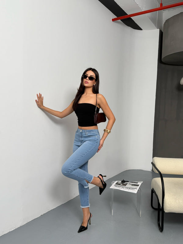 Yüksek Bel Paça Kesik Püskül Detaylı Light Blue Jean Pantolon