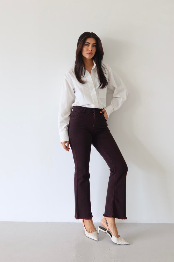 Blugi vișini, cu talie înaltă, slim fit, cu detalii de ciucuri