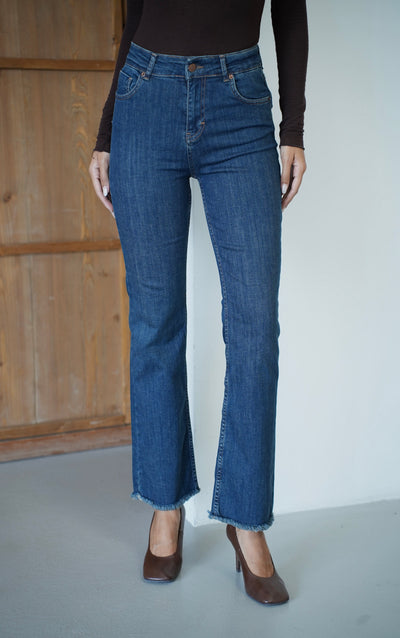 Mini Flare Paça Püskül Detaylı Ara Beden Dark Blue Jean Pantolon