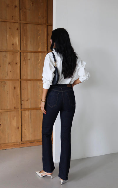 Pantalon Jean Rinse Talie Înaltă Mărime Intermediară Cusături Brute Detailate