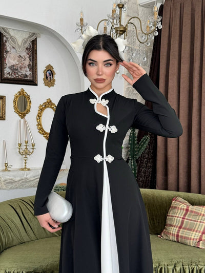 Muas Broş Detaylı Elbise
