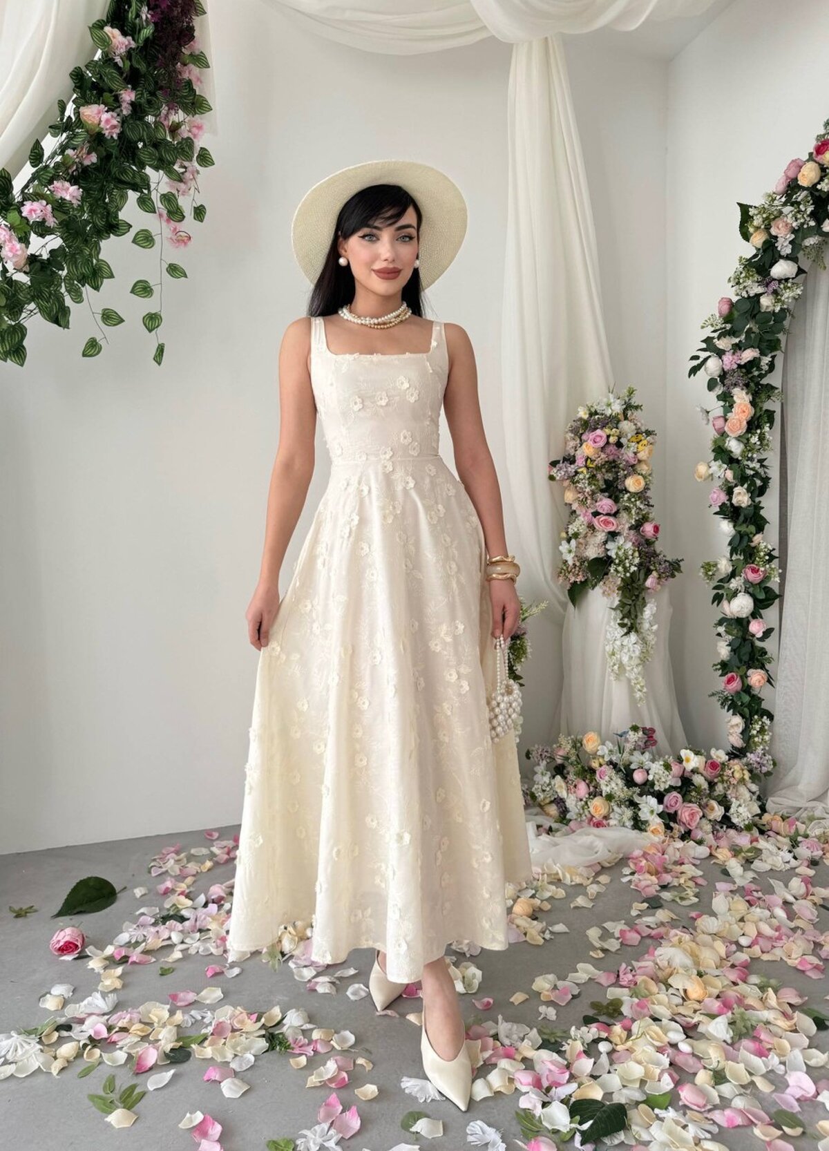 Rochie Myra cu detalii florale