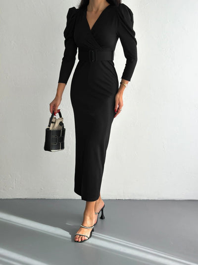 ROCHIE DETALIU CUTĂ FATĂ