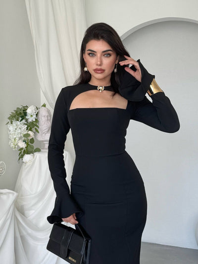 Oplsa Broş Detaylı Elbise