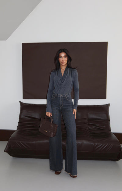 Pantalon Jean Negru Talie Înaltă Cusătură Overlock Cusături Brute Ușoare Detailate