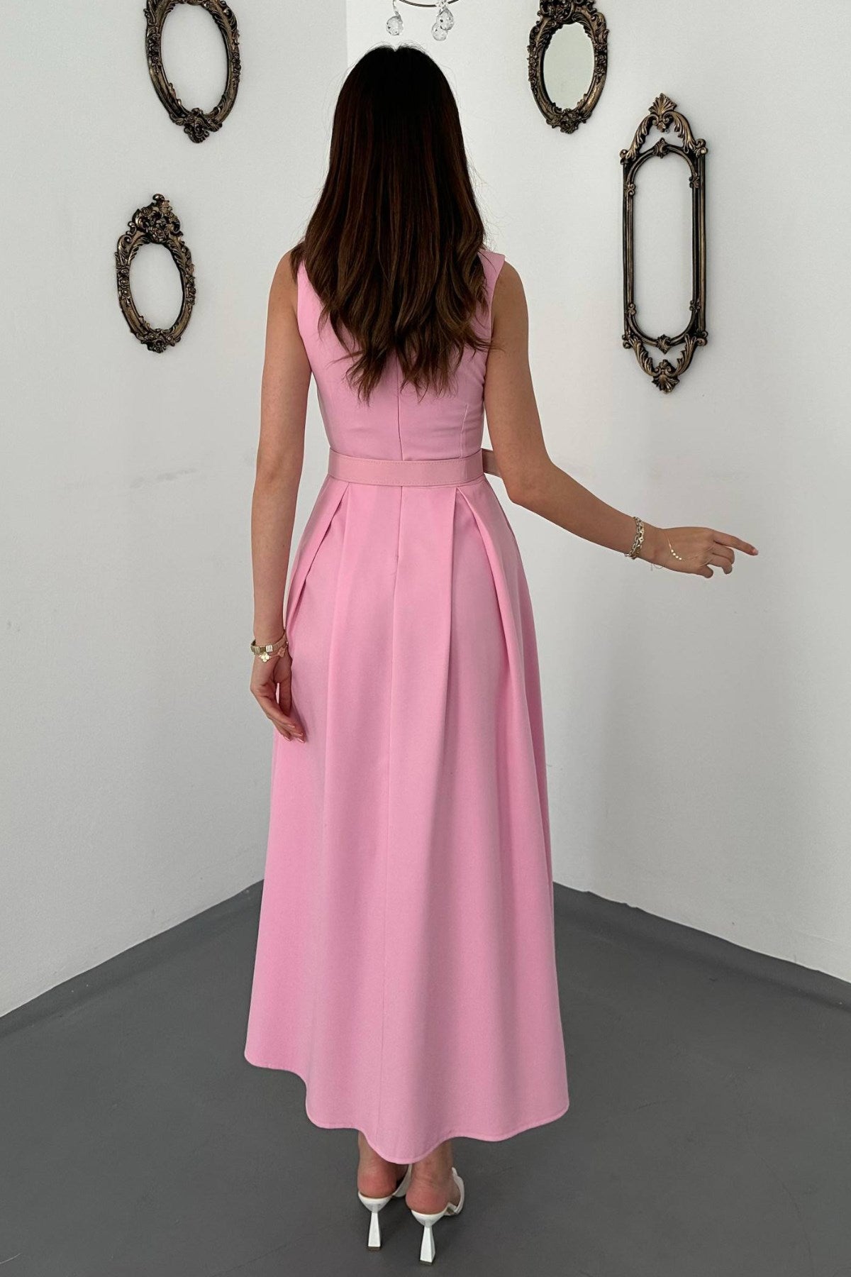 Pembe Halter Yaka Kloş Elbise