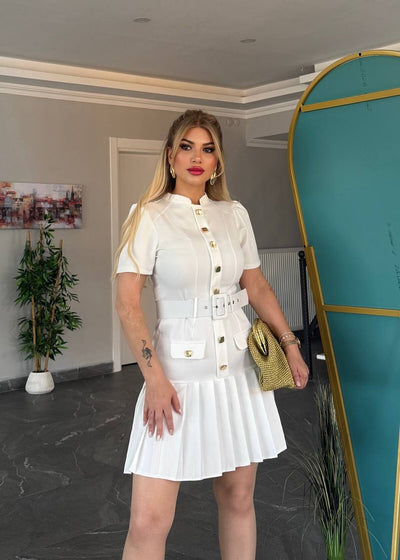 ROCHIE CU FUSTĂ PLISATĂ ȘI DETALIU CENTURĂ