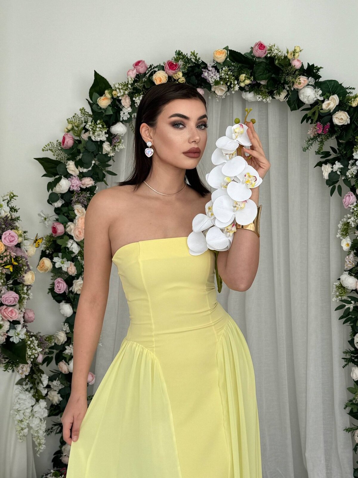 Rochie fără bretele Reny