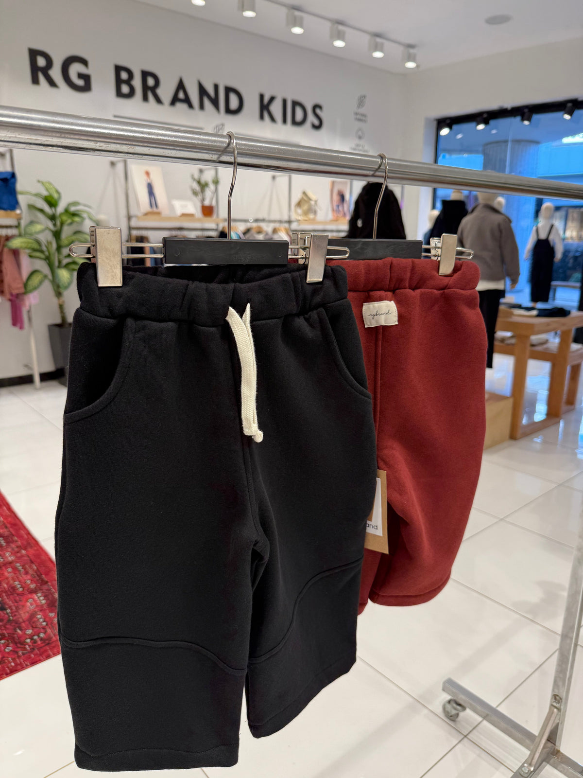 Bebek Bağcıklı Eşofman Pantolon | Cepli, Diz Dikişli | 6 Ay–4 Yaş | Siyah, Bordo | RG404 - SİYAH