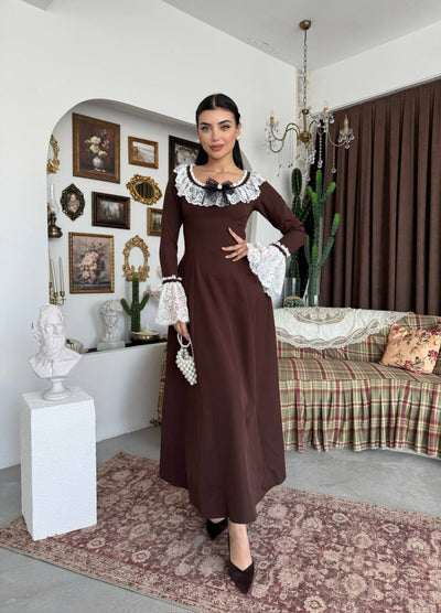 Ruyn Broş Detaylı Elbise