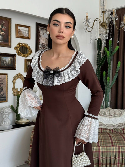 Ruyn Broş Detaylı Elbise