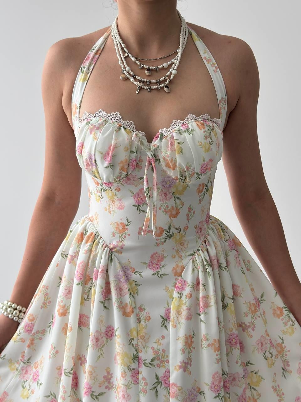 Rochie midi strâmtă