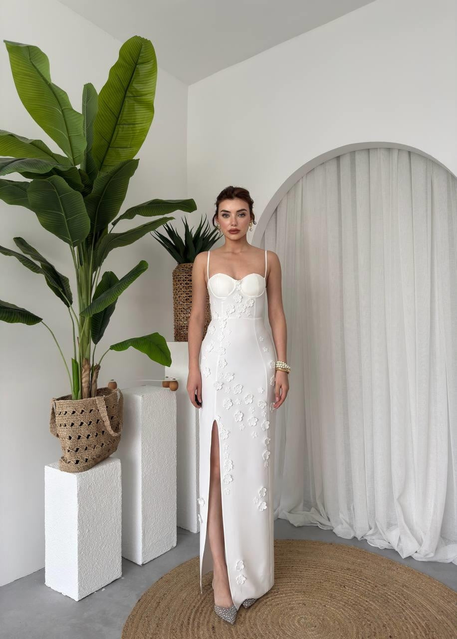 Rochie Stor cu Detalii de Trandafiri