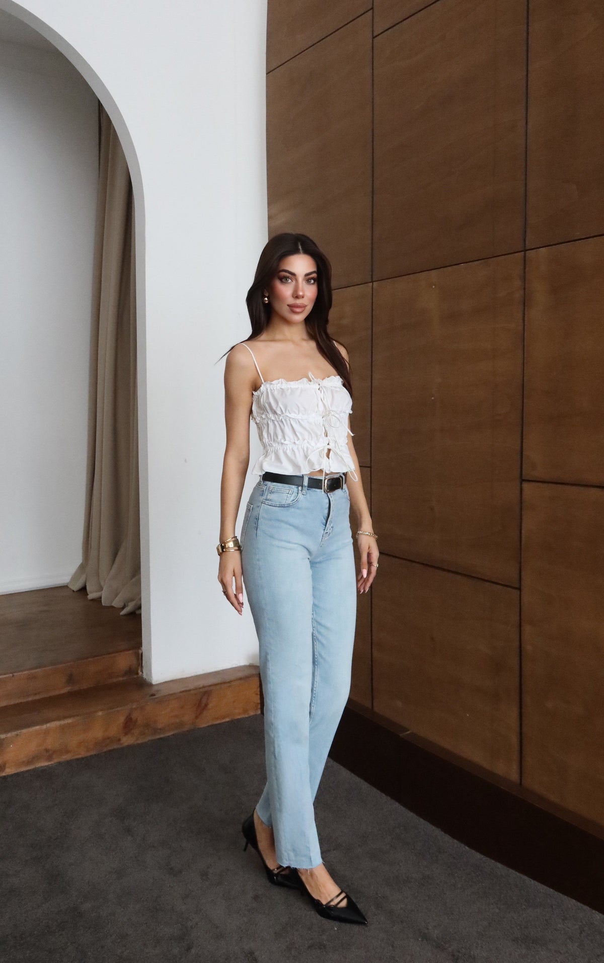 Pantaloni Jean Light Blue cu Talie Înaltă, Crac Tăiat și Curea