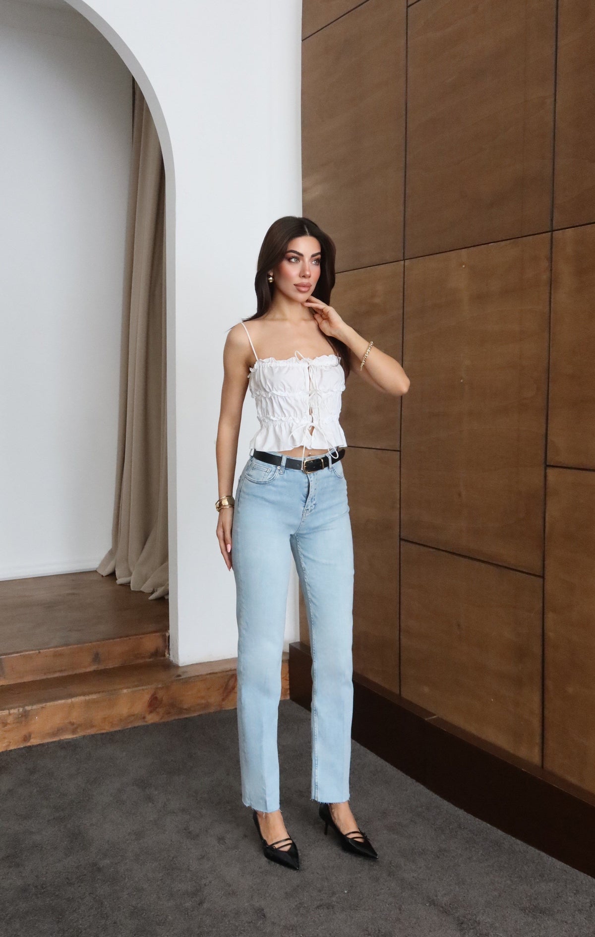 Pantaloni Jean Light Blue cu Talie Înaltă, Crac Tăiat și Curea