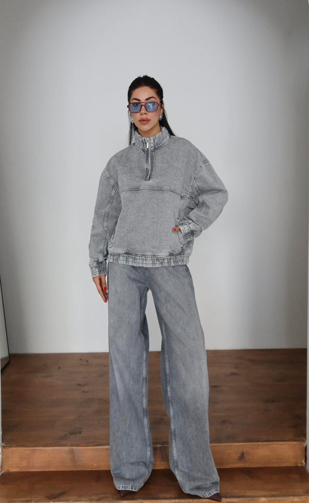 Yaka Fermuar Detaylı Unisex Sweatshirt