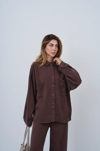 Çift Cepli Denim Gömlek ve Geniş Paça Pantolon  Kadın Tencel Kahve Takım