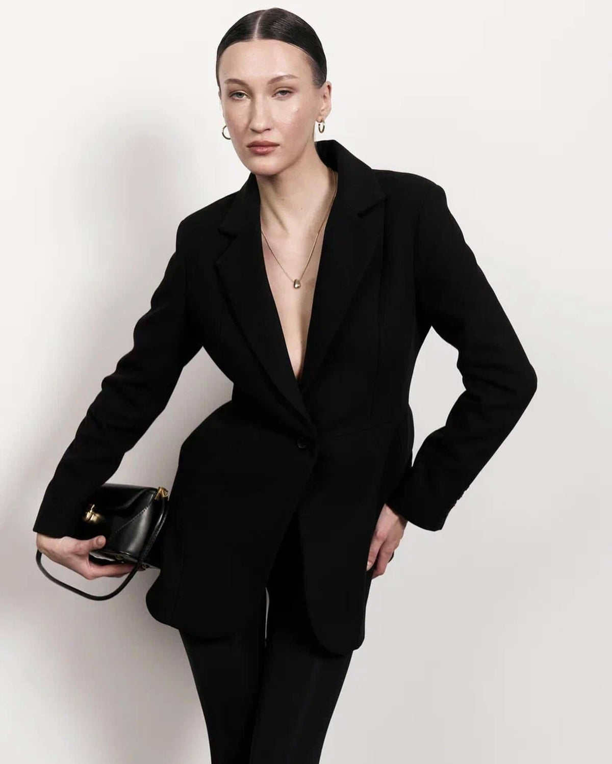 ROCHIE-JACHETĂ CU DESIGN SPECIAL