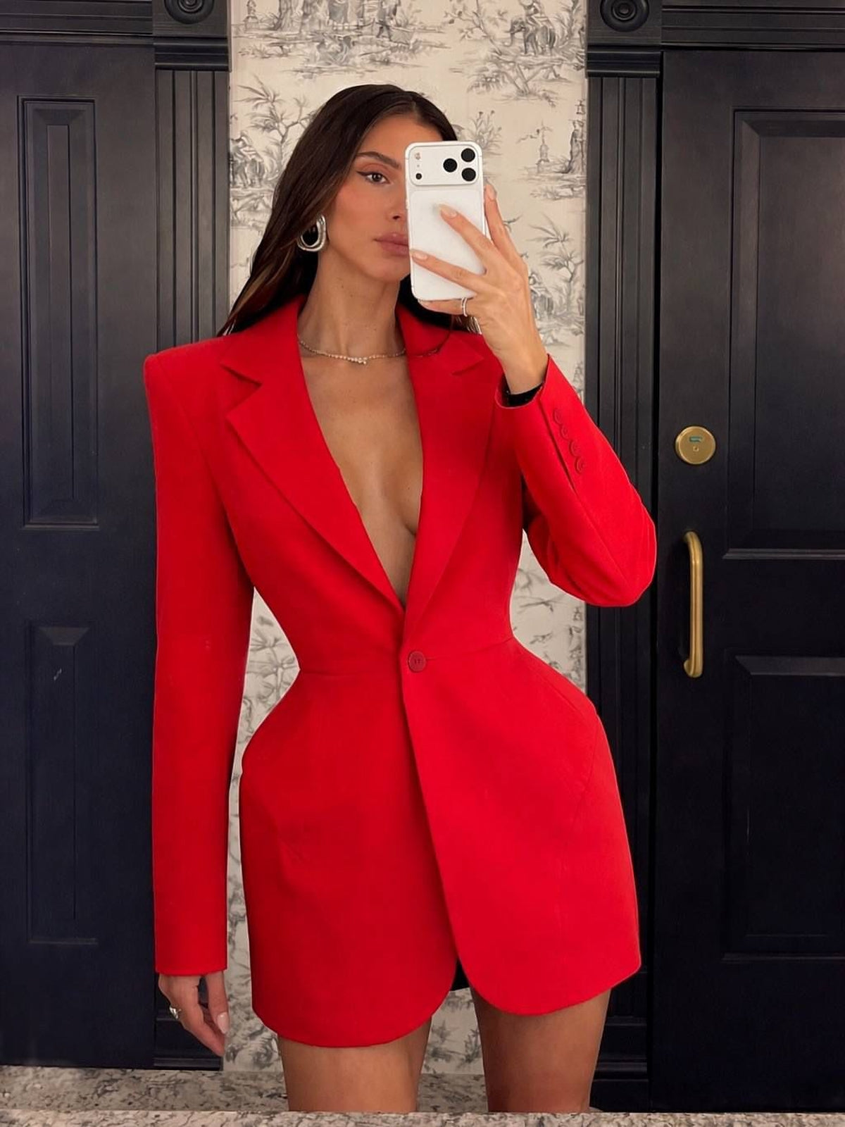 ROCHIE-JACHETĂ CU DESIGN SPECIAL