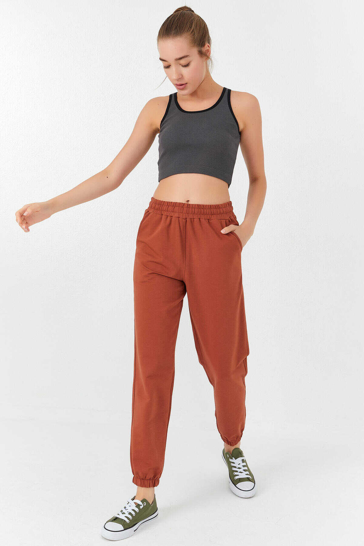 Tommylife Toptan Antrasit Basic Sıfır Kol Dar Kalıp U Yaka Kadın Crop Top Atlet - 97160