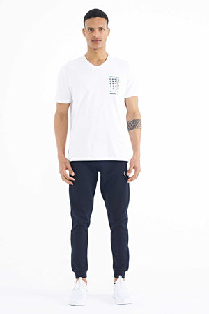 Tommylife Toptan Beyaz Baskı Detaylı V Yaka Standart Kalıp Erkek T-Shirt - 88186