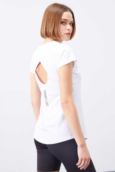 Tricou damă Tommylife Wholesale, alb, cu mânecă scurtă, croială standard, guler rotund, cu fereastră spate - 97101