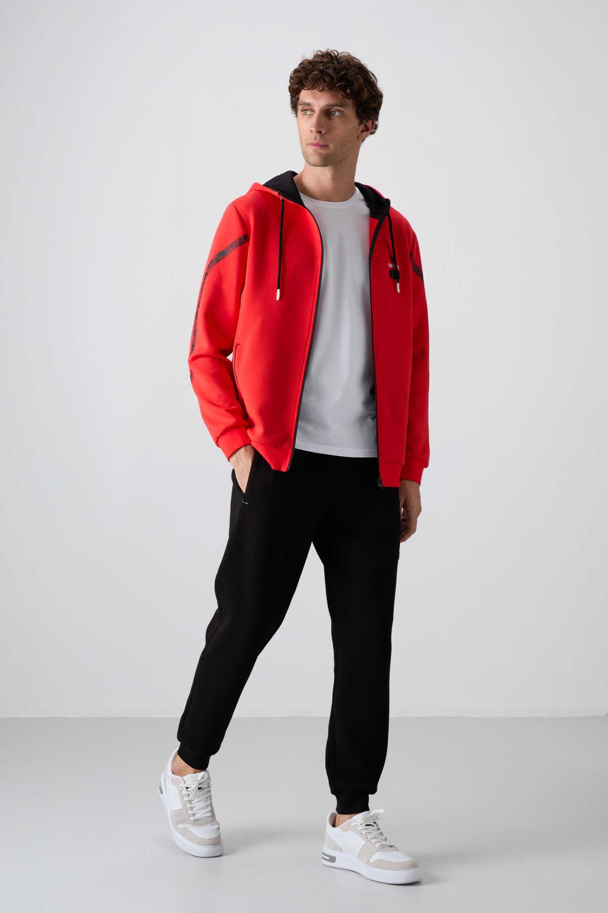 Tommylife Toptan Comfort Fit Baskılı Erkek Eşofman Takım 85236 Fiesta - Siyah