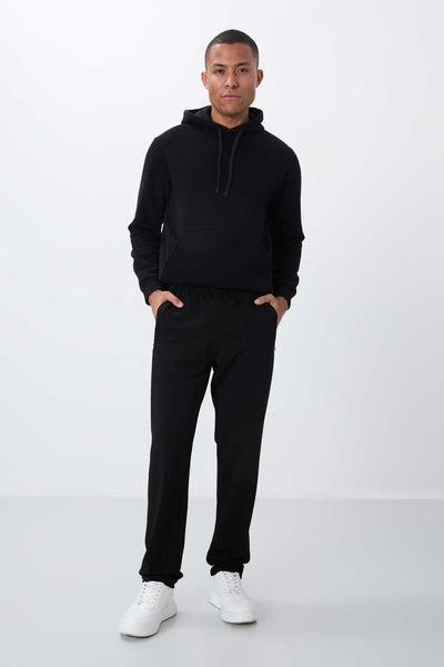 Pantaloni de trening Tommylife Wholesale Slim Fit Classic Leg pentru bărbați 84669 Negri
